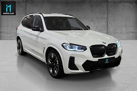 BMW iX3 3 of 30