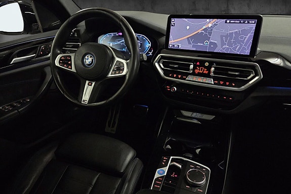 BMW iX3 14 of 30