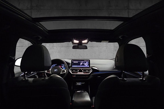 BMW iX3 11 of 30