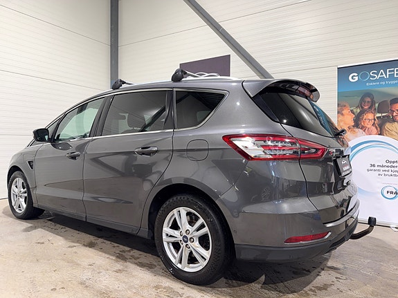 Ford S-MAX 12 of 30