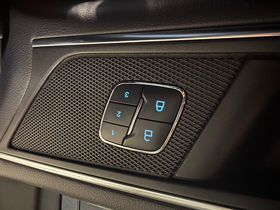 Ford S-MAX 26 of 30
