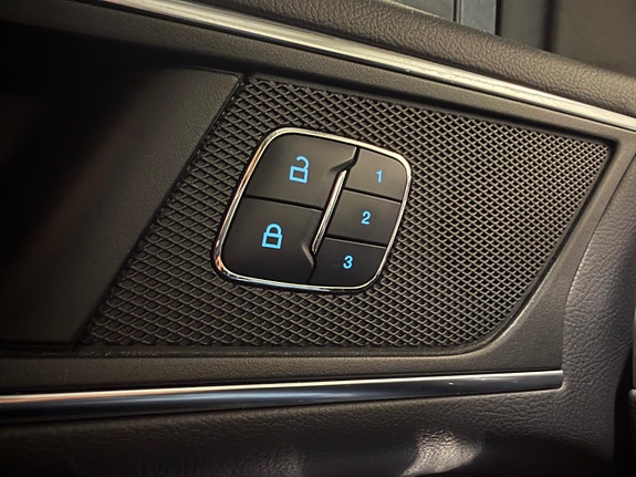 Ford S-MAX 26 of 30
