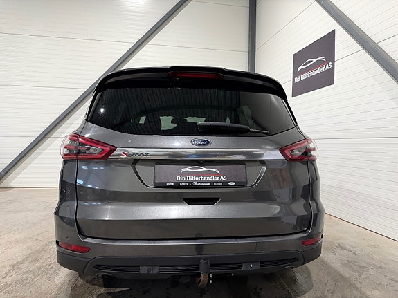 Ford S-MAX 9 of 30