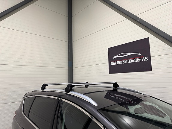 Ford S-MAX 7 of 30