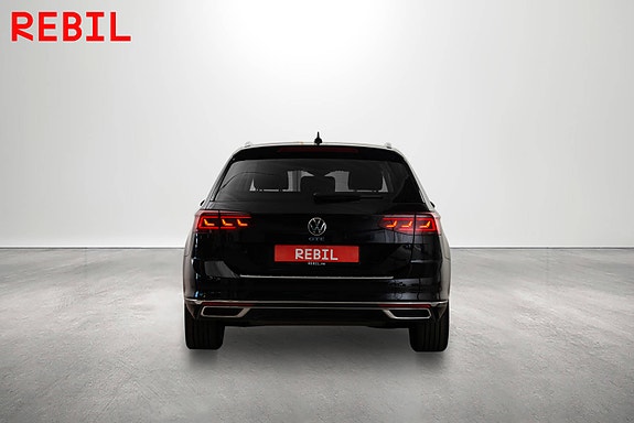 Volkswagen Passat 6 of 26