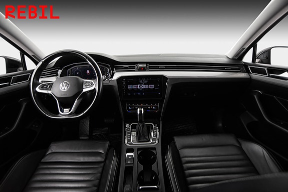 Volkswagen Passat 12 of 26