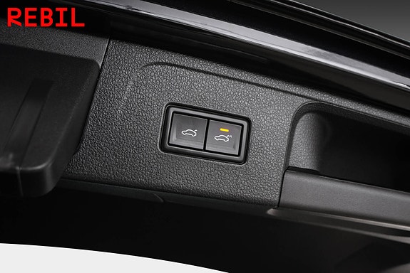 Volkswagen Passat 24 of 26