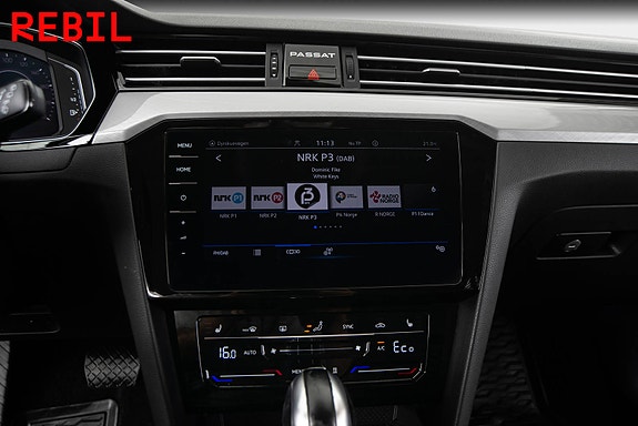 Volkswagen Passat 17 of 26