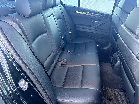BMW 520d 19 of 30