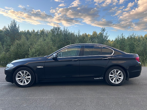 BMW 520d 8 of 30