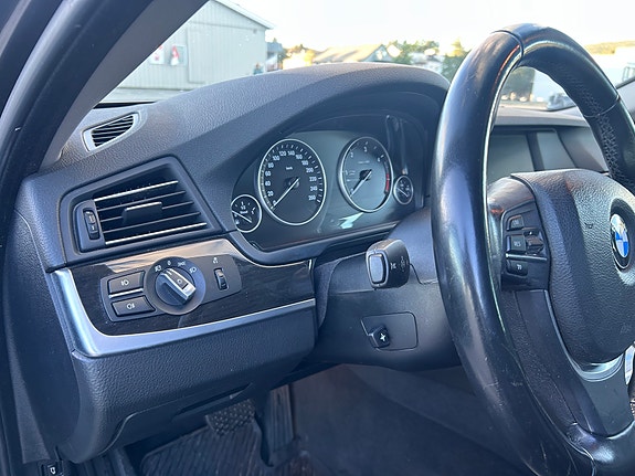 BMW 520d 29 of 30