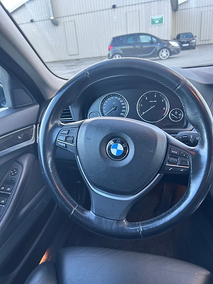BMW 520d 18 of 30