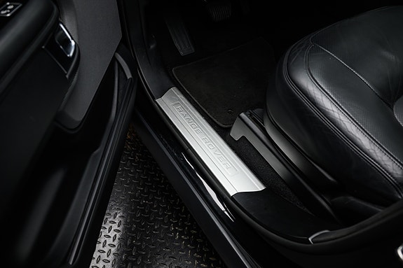 Land Rover Range Rover 16 of 30