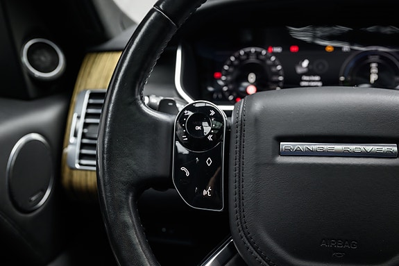 Land Rover Range Rover 22 of 30