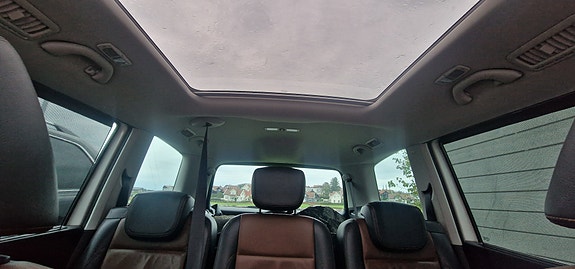 Volkswagen Sharan 5 of 7