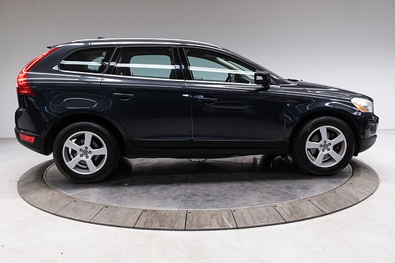 Volvo XC60 5 of 5