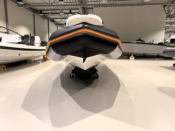Solid Zodiac Pro Open 650 m/ Evinrude 150 hk | inkl 3års service! 7 of 23
