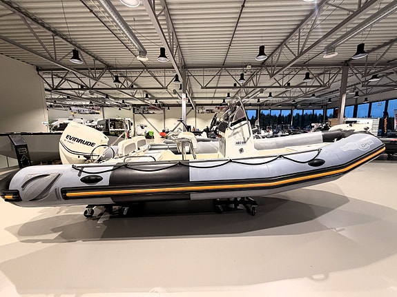 Solid Zodiac Pro Open 650 m/ Evinrude 150 hk | inkl 3års service! 5 of 23