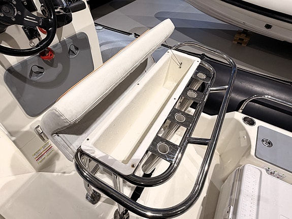 Solid Zodiac Pro Open 650 m/ Evinrude 150 hk | inkl 3års service! 16 of 23