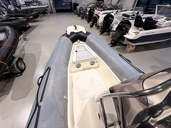Solid Zodiac Pro Open 650 m/ Evinrude 150 hk | inkl 3års service! 23 of 23