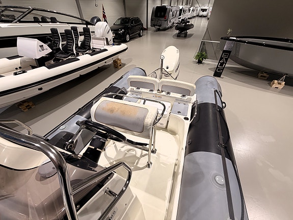 Solid Zodiac Pro Open 650 m/ Evinrude 150 hk | inkl 3års service! 13 of 23