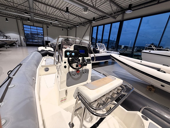 Solid Zodiac Pro Open 650 m/ Evinrude 150 hk | inkl 3års service! 15 of 23