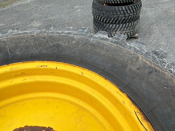 John Deere Vinterhjul sett 540/65-30 og 650/65-42 4 of 5