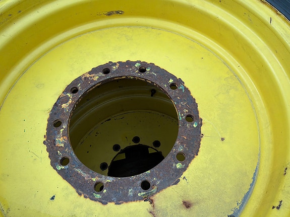 John Deere Vinterhjul sett 540/65-30 og 650/65-42 5 of 5