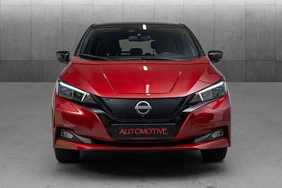 Nissan Leaf 3 of 27