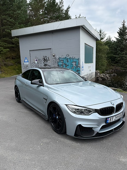 BMW M4 7 of 20