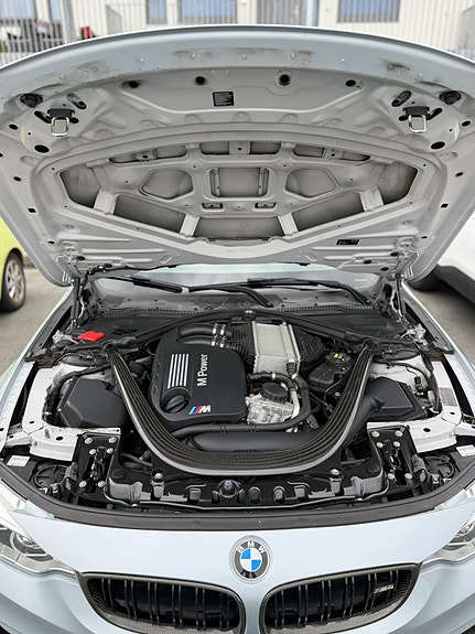 BMW M4 16 of 20