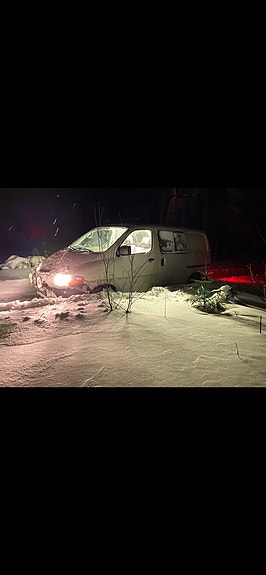 Toyota HiAce 9 of 12