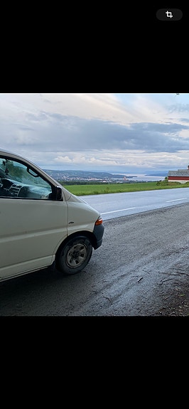 Toyota HiAce 8 of 12
