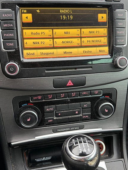 Volkswagen Passat 14 of 14
