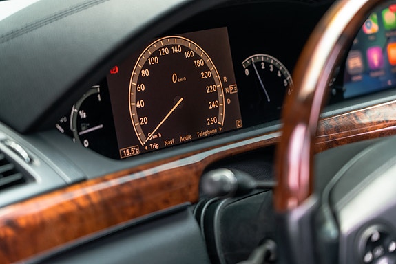 Mercedes-Benz S500 30 of 30