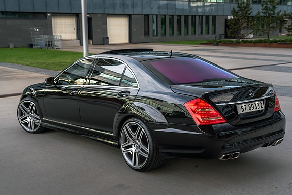 Mercedes-Benz S500 6 of 30