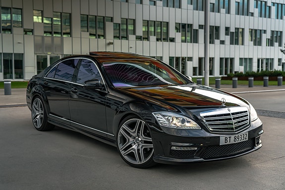 Mercedes-Benz S500 12 of 30