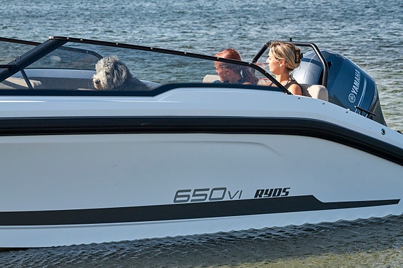 Ryds 650VI DC med Yamaha 150 hk - sporty og gjennomtenkt daycruiser 4 of 15