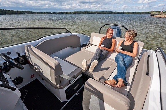 Ryds 650VI DC med Yamaha 150 hk - sporty og gjennomtenkt daycruiser 6 of 15