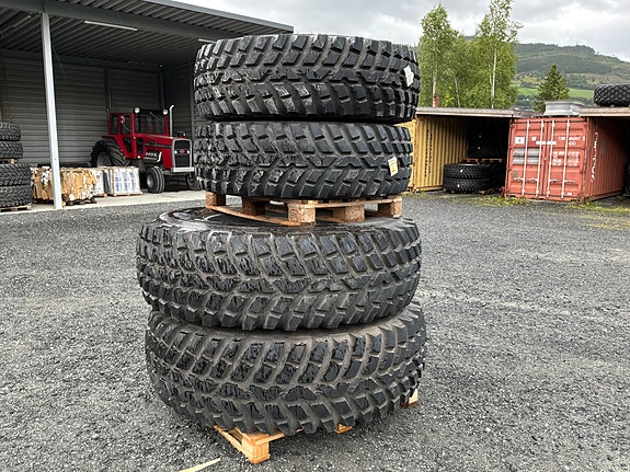 Nokian komplett hjulsett til Massey Ferguson 9 of 9