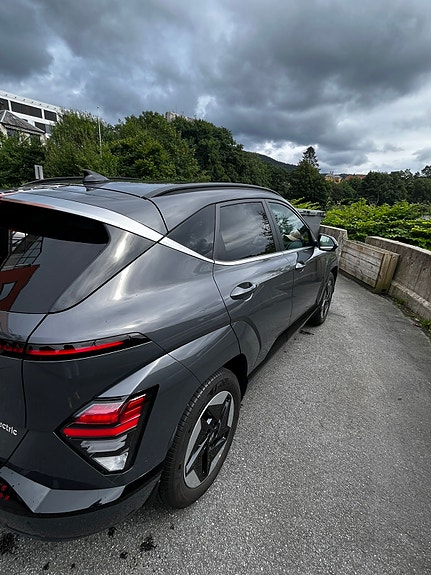 Hyundai Kona 3 of 5