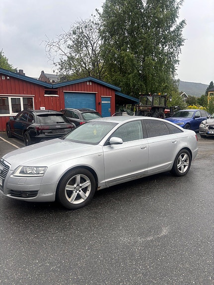 Audi A6 4 of 5