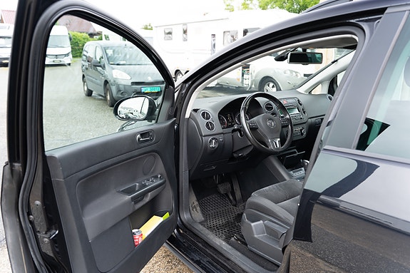 Volkswagen Golf Plus 23 of 30