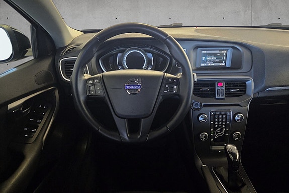 Volvo V40 Cross Country 19 of 19
