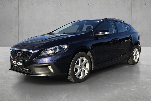 Volvo V40 Cross Country 8 of 19