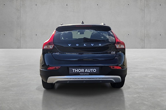 Volvo V40 Cross Country 5 of 19