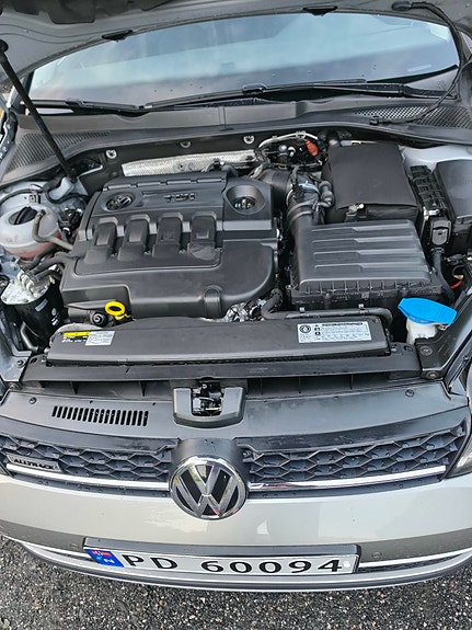 Volkswagen Golf Alltrack 14 of 14