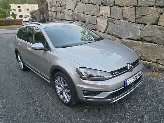 Volkswagen Golf Alltrack 6 of 14