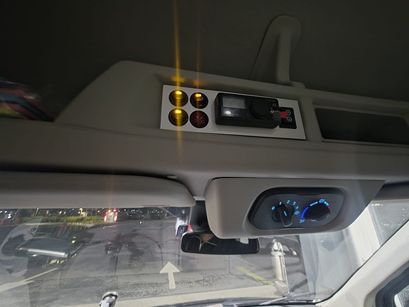 Ford Transit 350 L3 Kombi 10 of 19