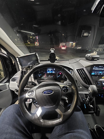 Ford Transit 350 L3 Kombi 15 of 19